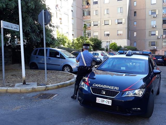 Droga a Sant’Elia, marito e moglie arrestati dai carabinieri: spunta la cocaina