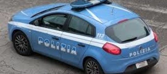 Si rifiutano di sposare i cugini, padre rom picchia le figlie