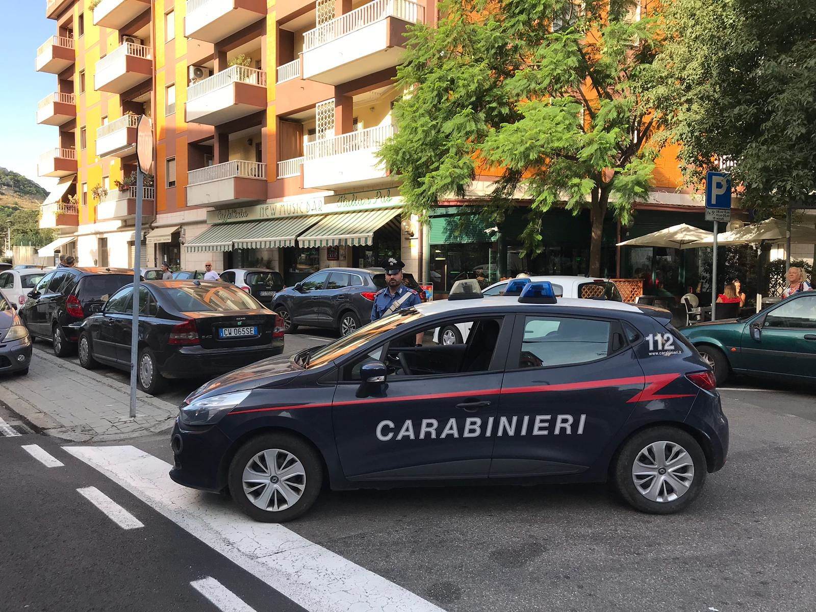 Molesta e deruba il titolare di un bar al Quartiere del Sole: arrestato un carlofortino ubriaco