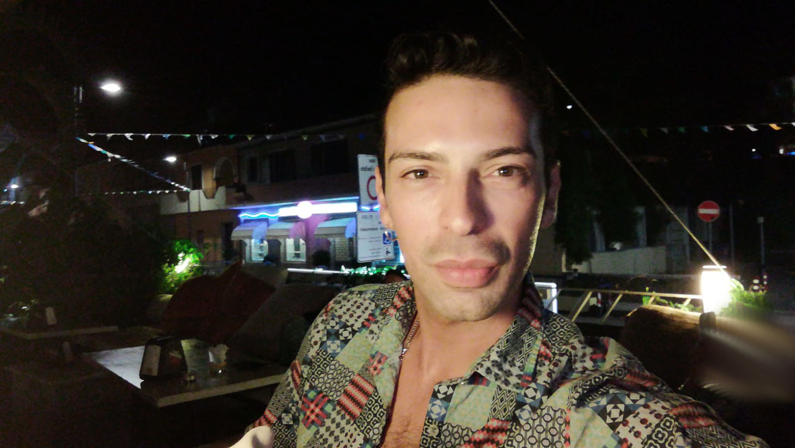 Cagliari, il racconto di un 36enne: “Offeso in un ristorante perchè sono gay”