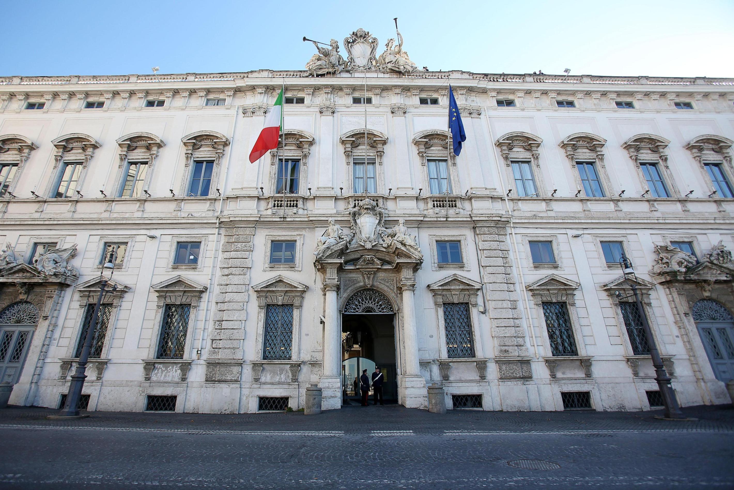 Sentenza Cappato, il costituzionalista Luciani: “La Corte non sancisce il diritto al suicidio”