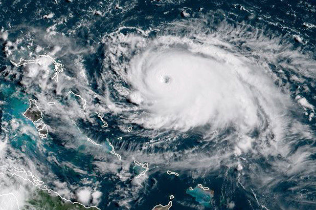 Dopo aver devastato le Bahamas “Dorian” punta sulla Florida