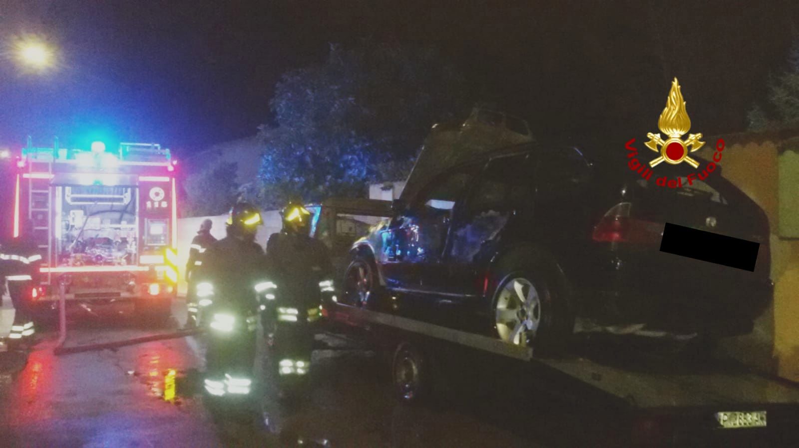 Notte di fuoco a Villasor e Quartucciu, in fiamme un’auto e un bar