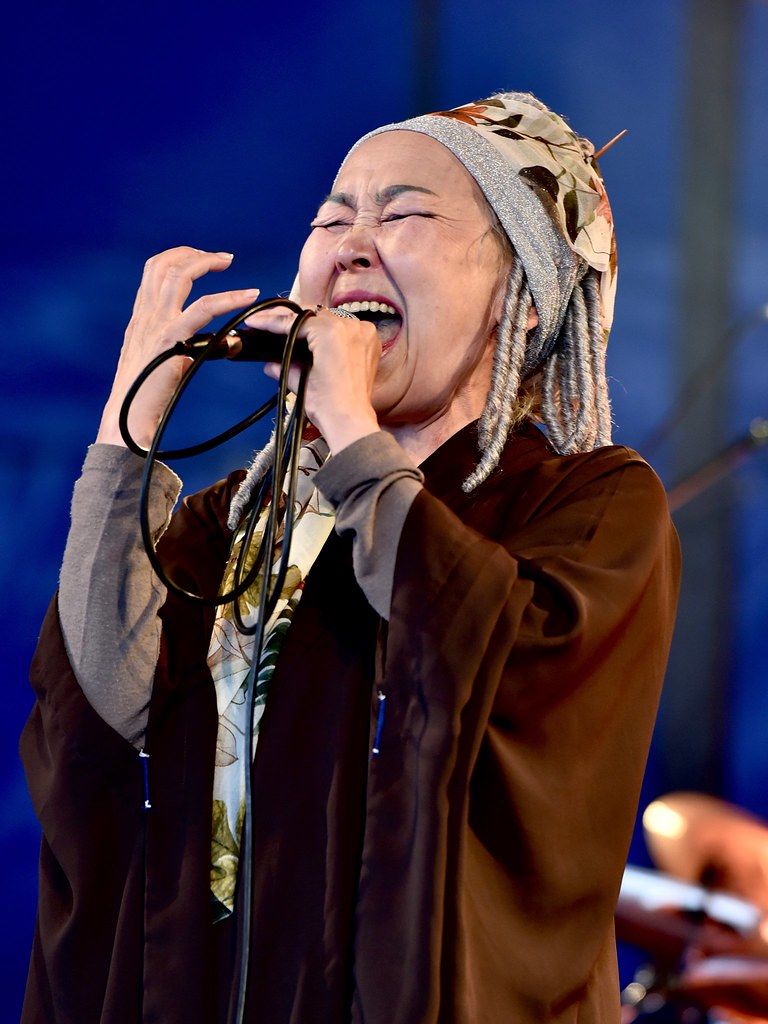 Cagliari, concerto del sassofonista Gavino Murgia e della cantante Sainkho Namtchylak