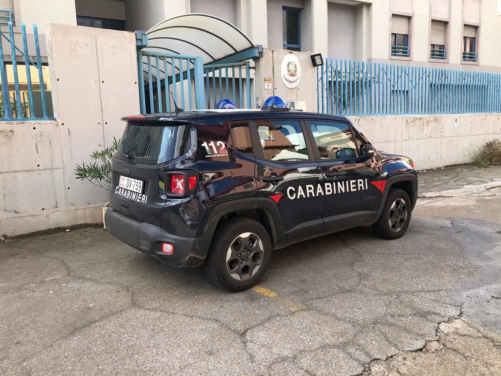 Dieci truffe in tre anni, poi la cocaina: 27enne cagliaritano finisce in carcere