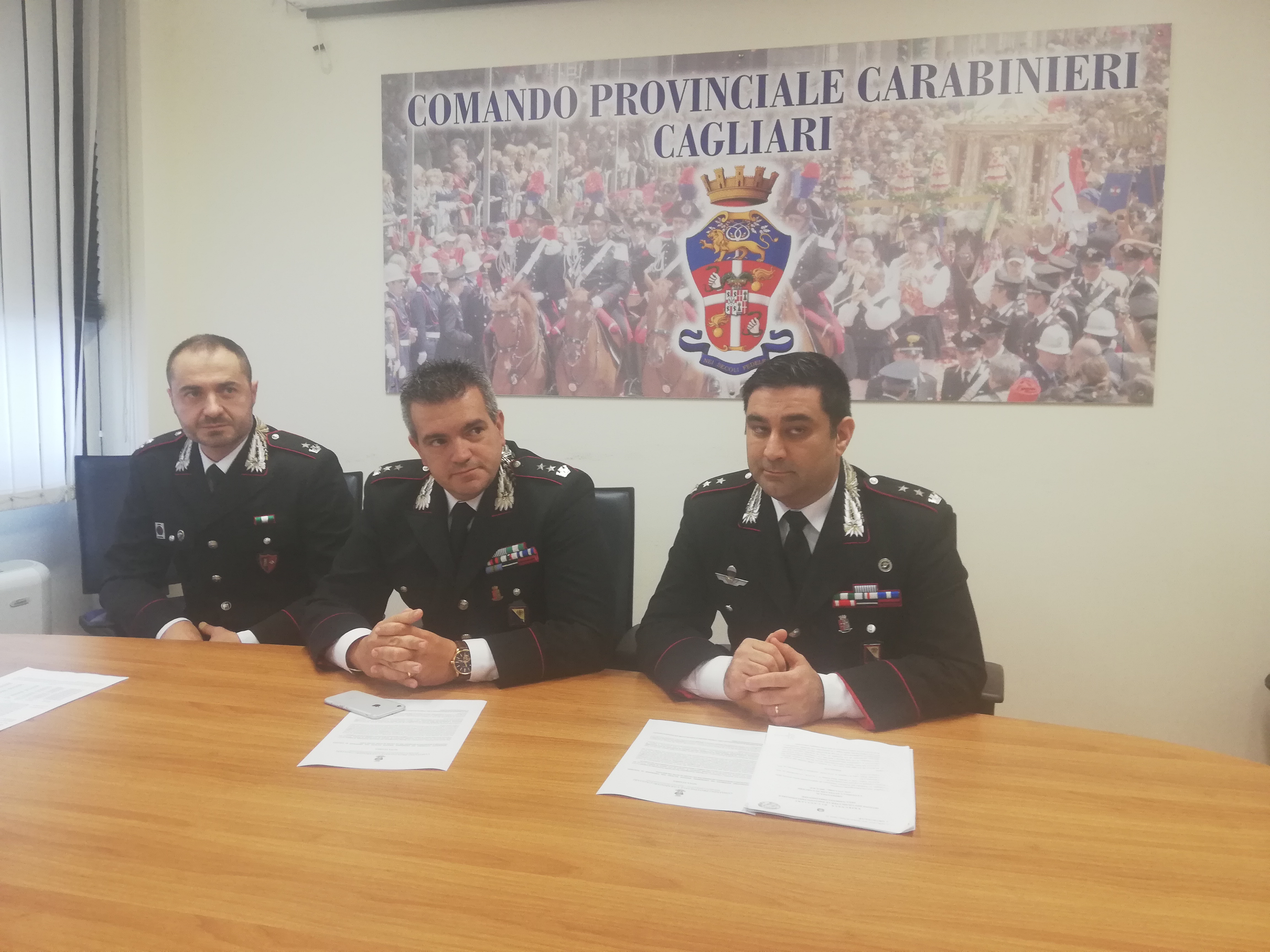 Cagliari, sequestro record di ketamina nascosta nelle bottiglie di vino: coppia di insospettabili in manette