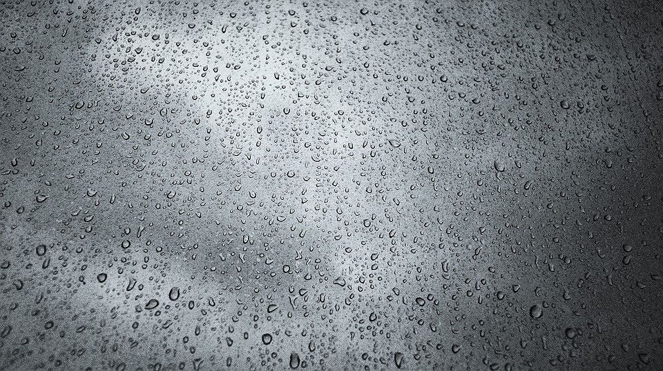 Lecce-Cagliari, maltempo fortissimo sul Salento: pioggia vento e blackout, la partita si gioca?