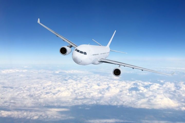 Malore su un volo Air India per Nuova Delhi, passeggero muore in aereo
