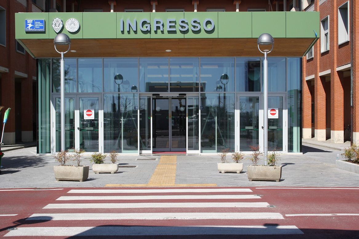 Anziana cagliaritana va a Pisa per curarsi ma muore all’ospedale: indagati 4 medici