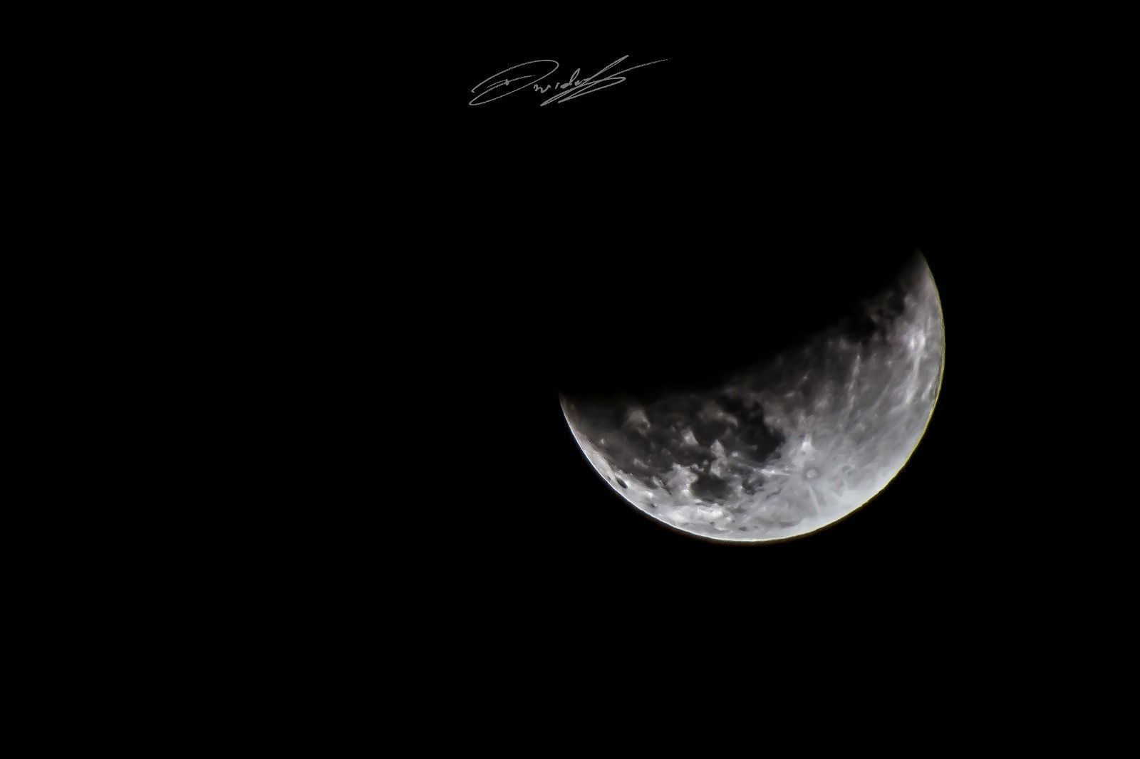 Cagliari, tutti con il naso all’insù: c’è la prima eclissi lunare del 2020