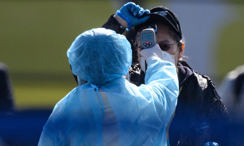 Coronavirus, superati i 130 contagi in Italia: stop a calcio, scuole e musei nelle zone a rischio