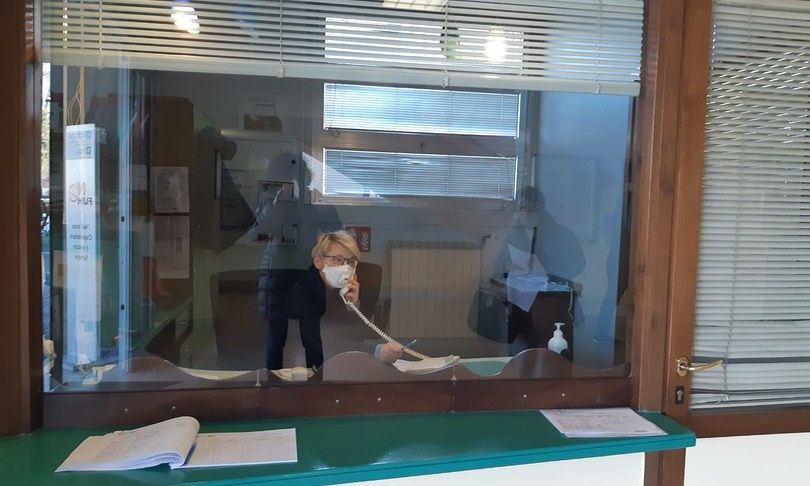 Coronavirus, confermati i sospetti su altre 3 persone entrate in contatto con il 38enne lombardo