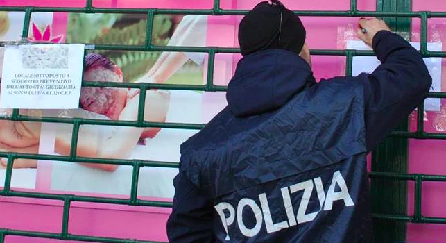 Coronavirus in Italia, nelle case del sesso ora è psicosi