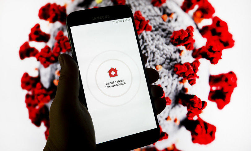 Coronavirus, la ministra Pisano annuncia: “Presto una app per combattere la malattia”