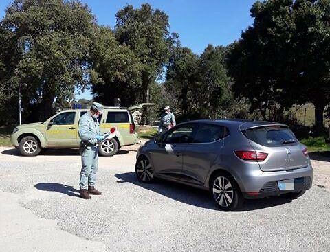 Turisti a spasso a Porto Istana, scatta la denuncia: arrivati ai primi di marzo, lo hanno tenuto nascosto