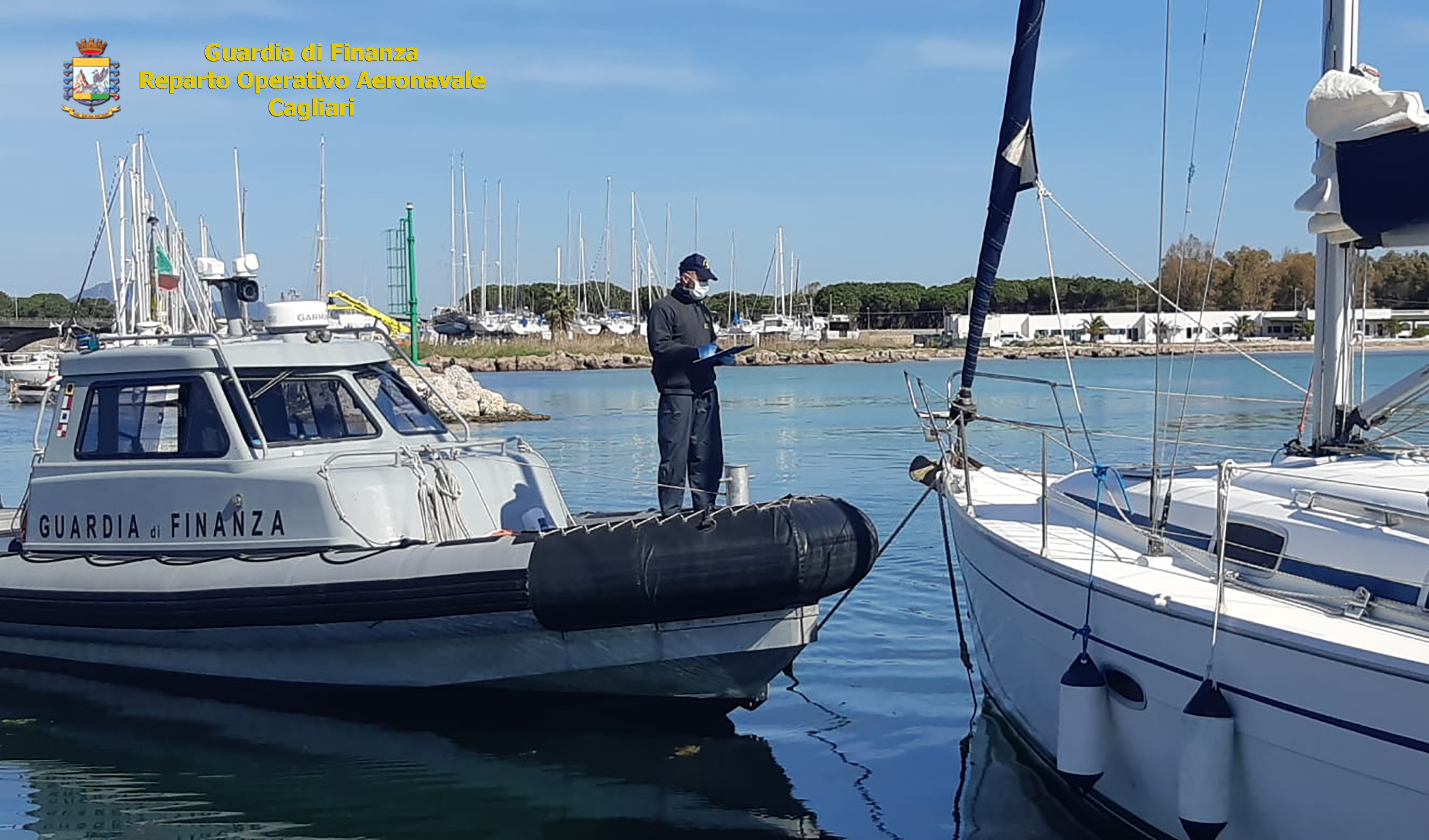 Le Fiamme gialle controllano le coste isolane: denunciati due velisti e sottoposto a quarantena un turista di Lodi