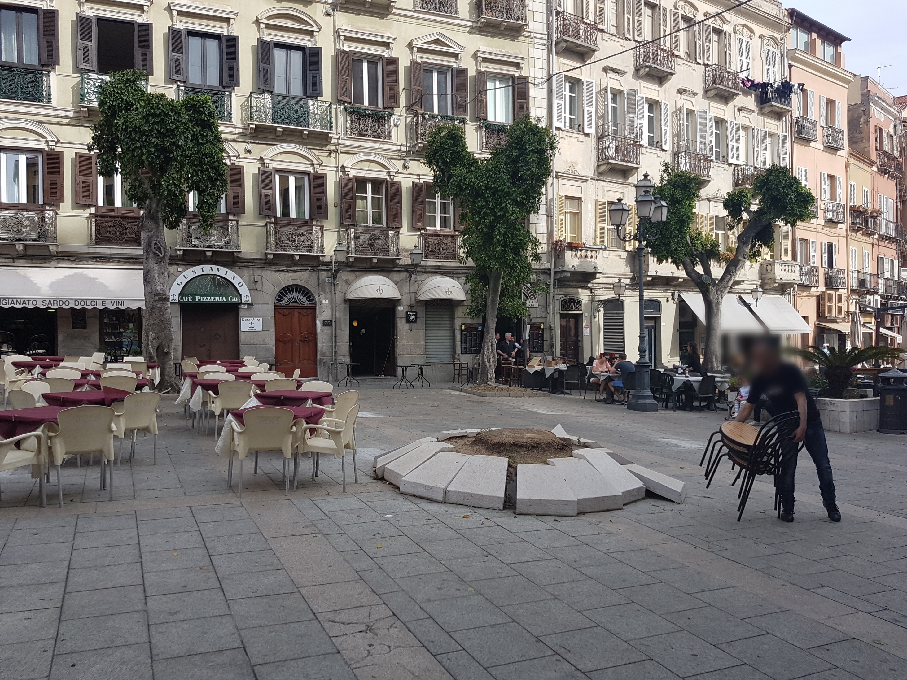 Effetto Coronavirus, a Cagliari fioccano le chiusure di ristoranti e locali: “Non sappiamo quando riapriremo”