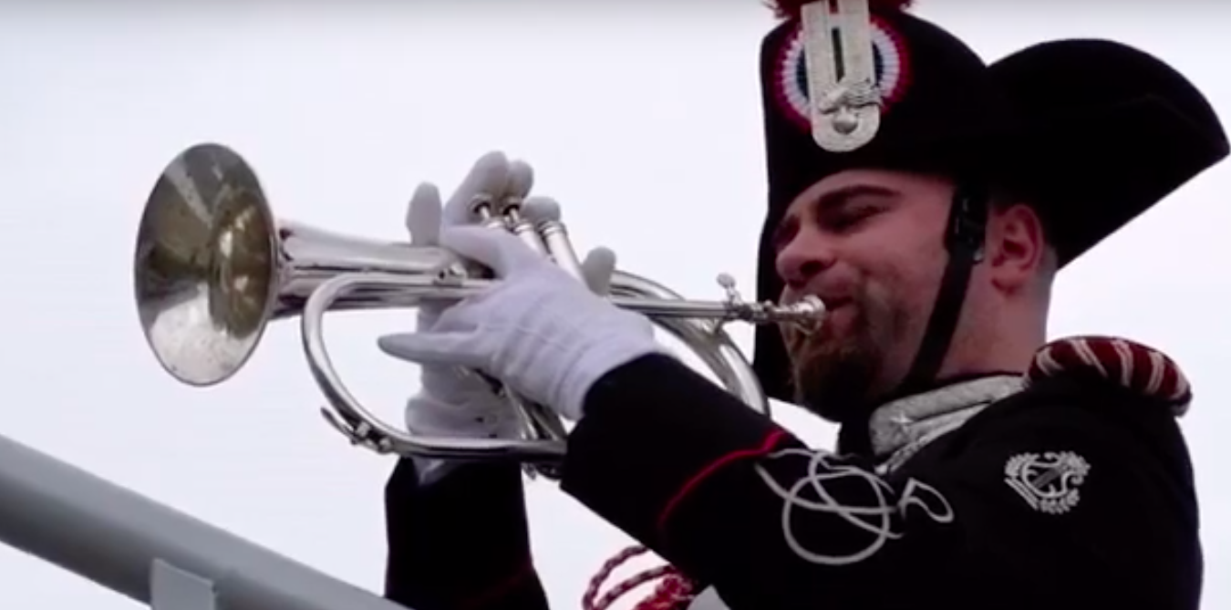 “Io resto a casa”, il flash mob dell’Arma dei carabinieri