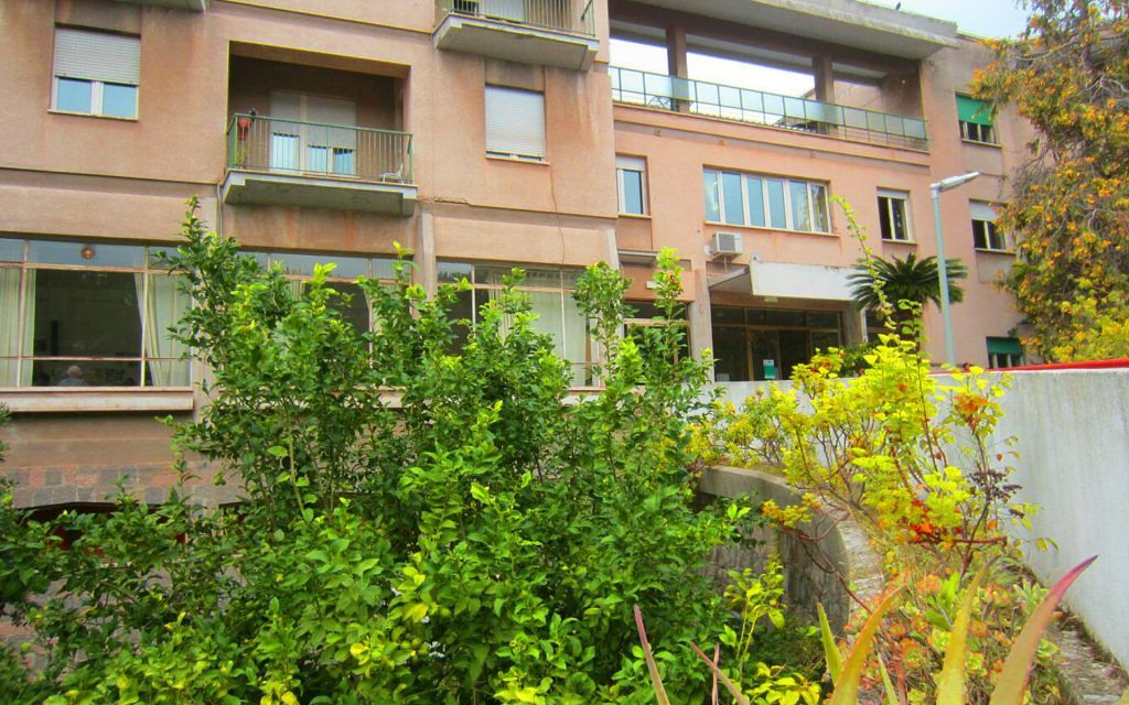 Sassari, donna ospite della casa di riposo positiva al Coronavirus: ricoverata agli Infettivi