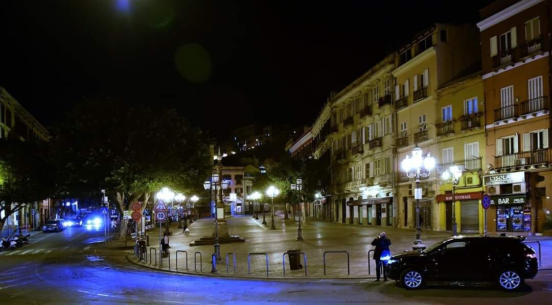 Cagliari letteralmente deserta: il grande senso civico dei cagliaritani, uniti contro il Coronavirus