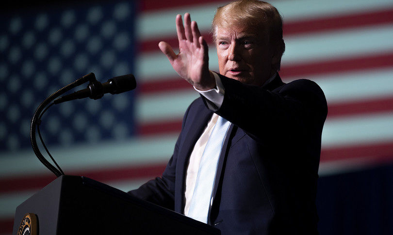 Coronavirus, Trump ha firmato il blocco dell’immigrazione in Usa