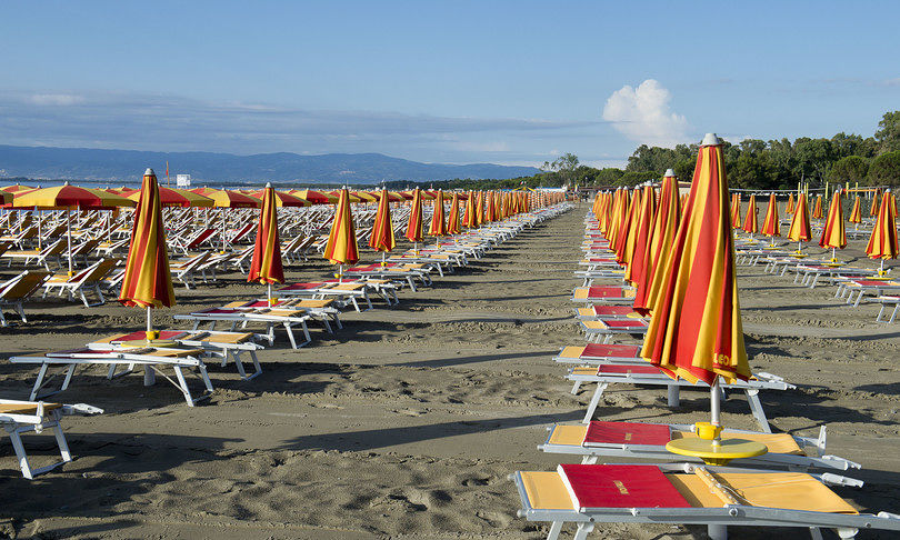 Fase 2, in cantiere un bonus vacanze da 500 euro per redditi bassi