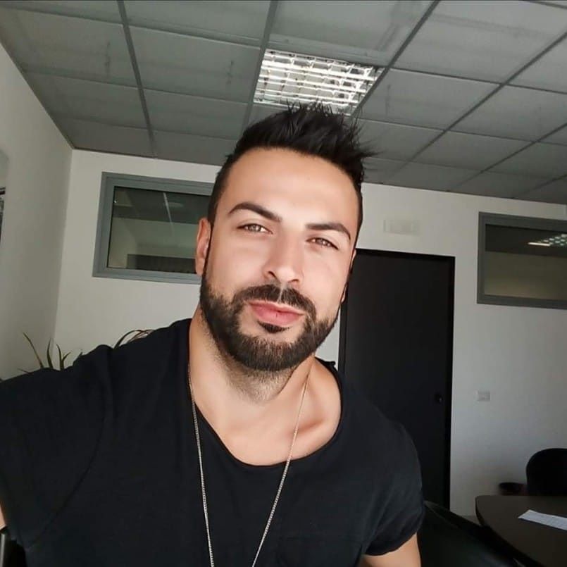 L’appello di Anthony, presentatore sardo: “Compriamo prodotti italiani, salviamo il made in Italy”