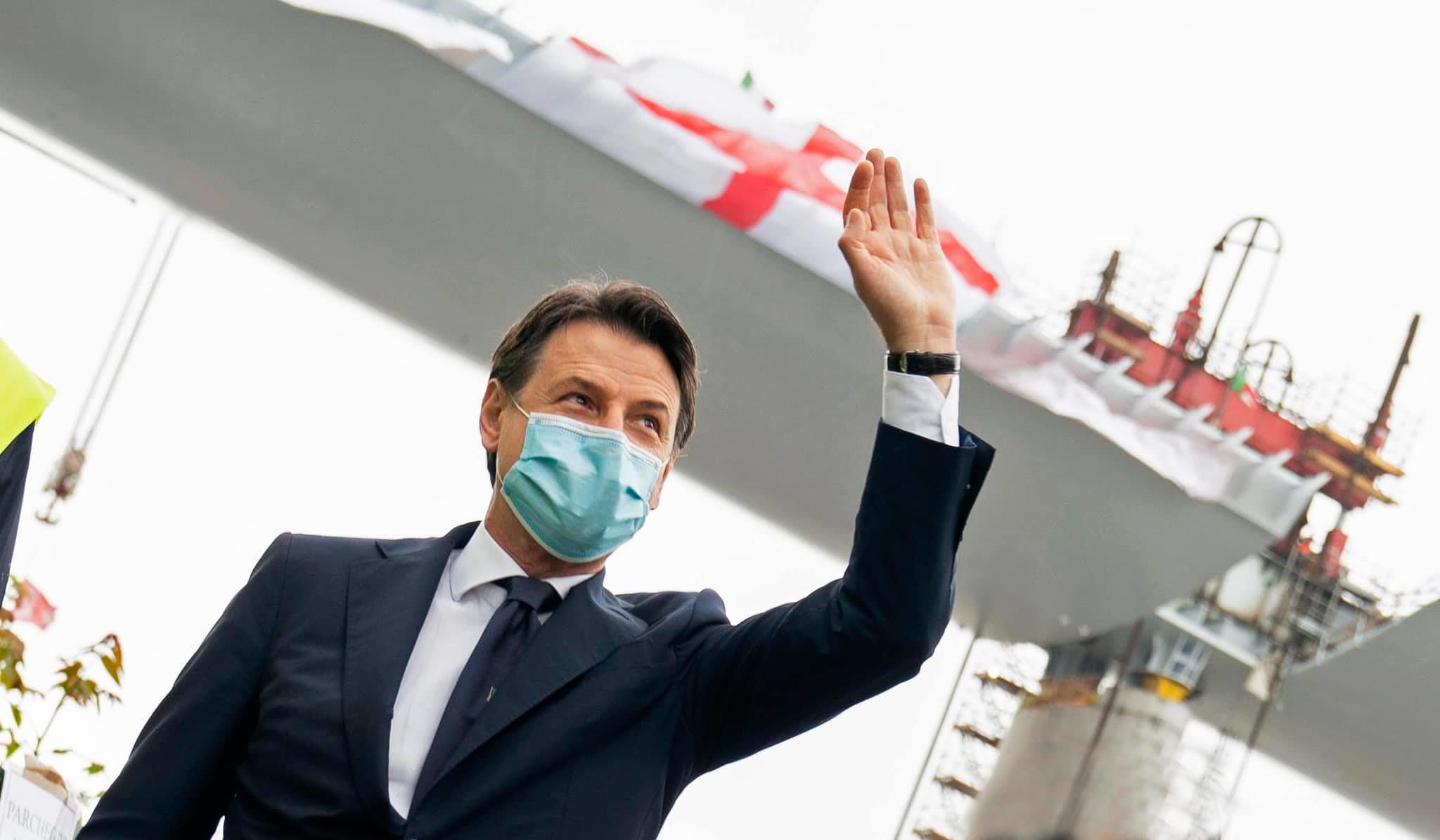 Riapertura della Sardegna, è scontro tra Governo e Regione: Roma congela tutto e minaccia ricorsi al Tar