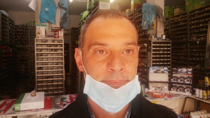 Antonio di Quartu, negozio aperto ma zero incassi: “Stremati dalle tasse del Governo Conte”