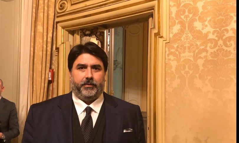 In Sardegna ordinanze, minacce di diffide e prese di posizione: è la “guerra” delle messe
