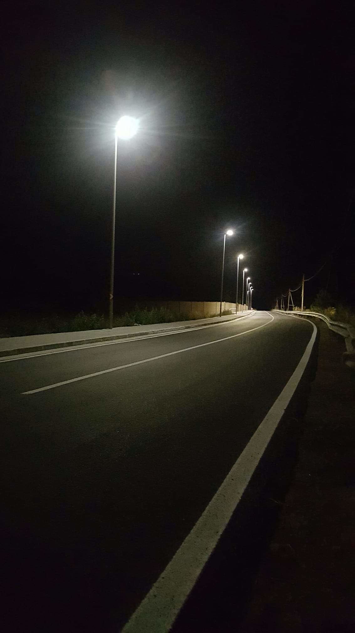 Uta, e luce fu: attivata l’illuminazione pubblica nelle vie Argius, Is Tasurus e Prunisceddas