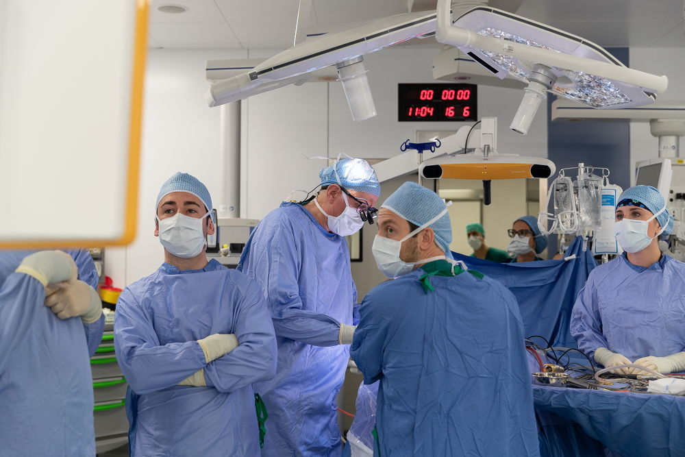 Mater Olbia, intervento di 8 ore per rimuovere un tumore cerebrale complesso