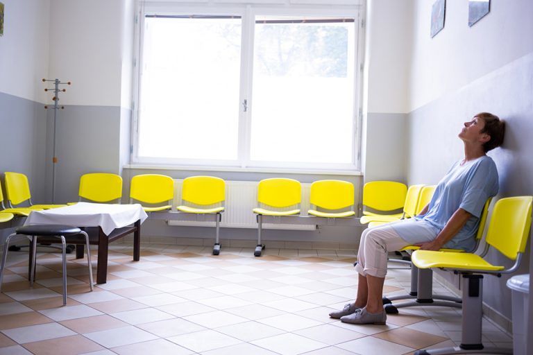 Ospedali bloccati tre mesi per il covid: “Un milione di visite arretrate in Sardegna”