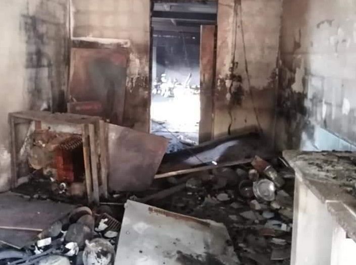 Vandali scatenati a Oristano, in fiamme la sede dell’Asd rugby