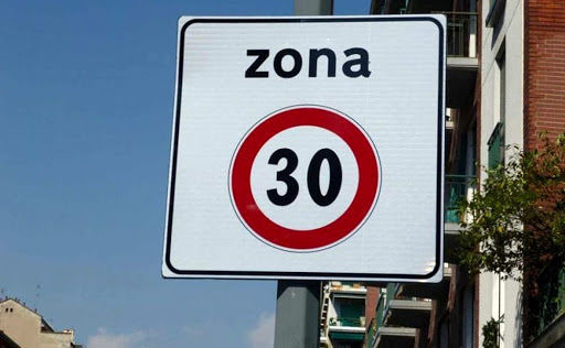 Cagliari, rivoluzione traffico in arrivo: limite di 30 km orari in 572 strade