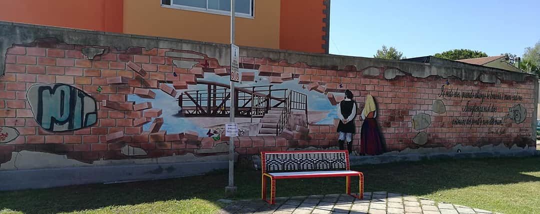 Un murale a Sestu, il dono dell’artista ungherese Agnes alla città: “Innamorata della Sardegna”