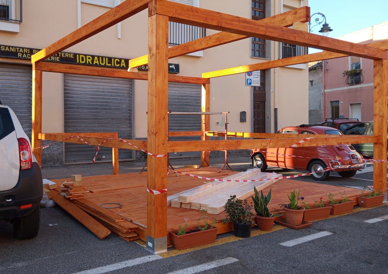 Suolo pubblico e parcheggi a Monserrato, il dibattito si accende anche sui social