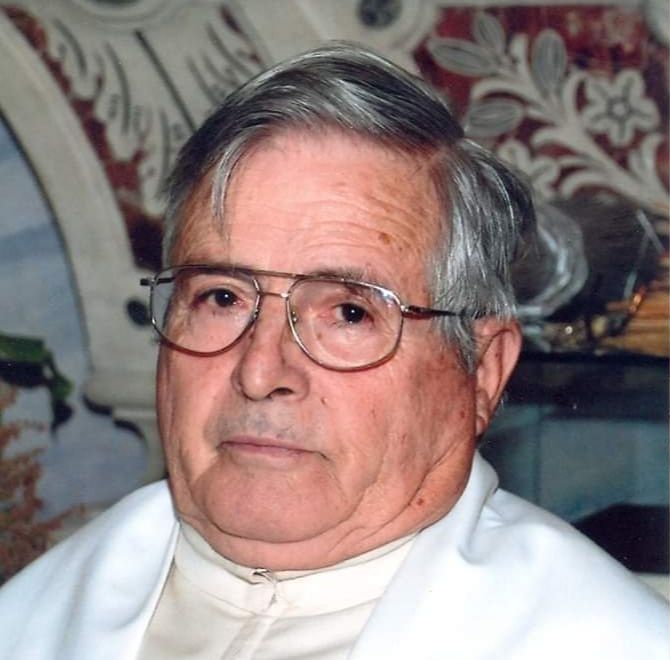 Cagliari piange don Vincenzo Fois, addio al prete “paladino” della chiesa di Sant’Agostino