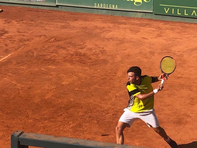 Grande tennis a Cagliari con i campionati italiani: spettacolo con le eliminazioni dirette a Monte Urpinu