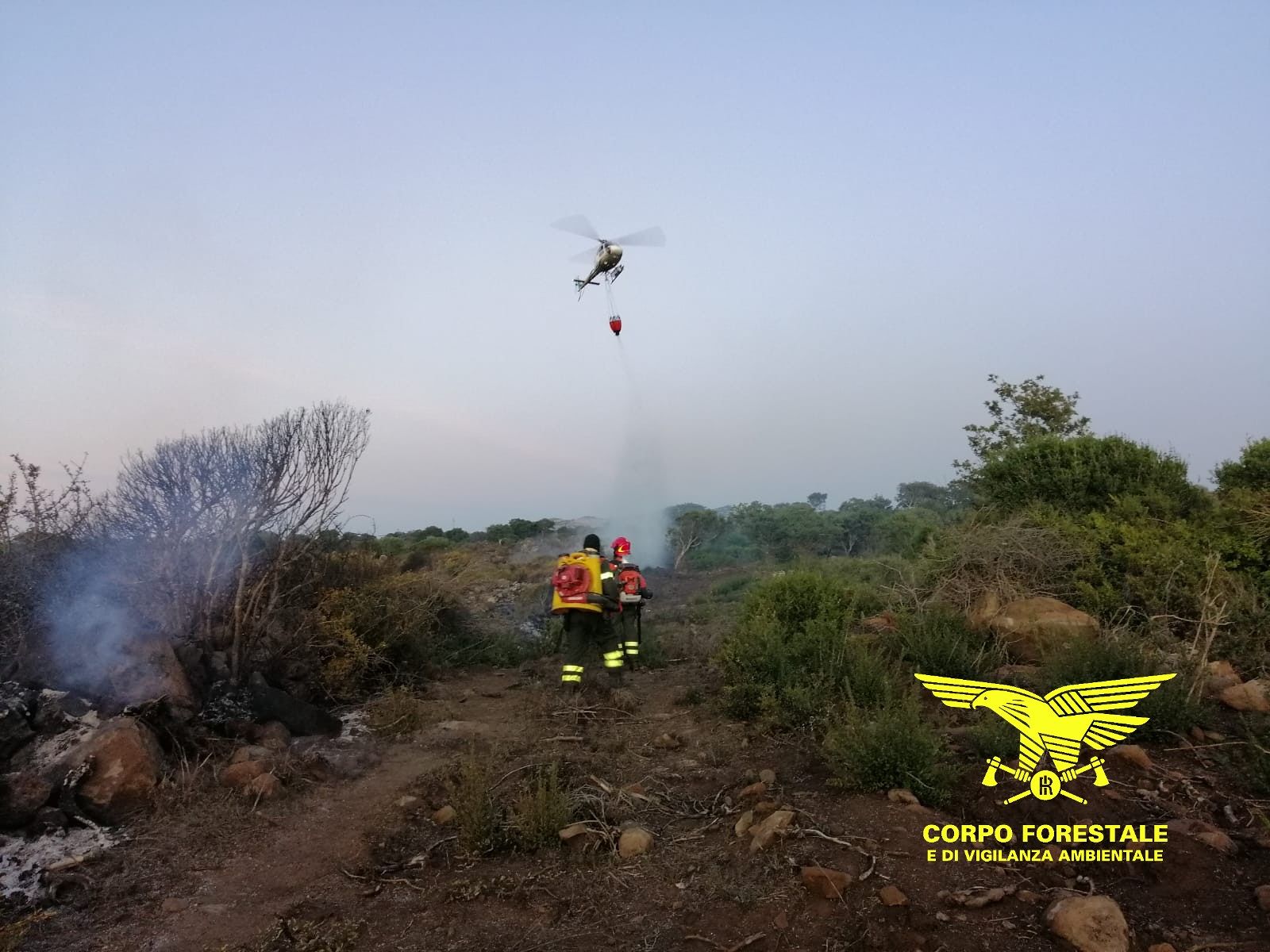 Fuoco in Sardegna, 9 incendi nelle ultime 24 ore: piromani scatenati a Burgos