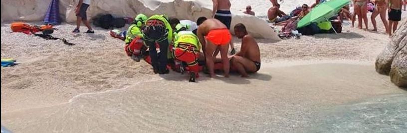 Tuffi spericolati a Cala Goloritzè, già 4 gli interventi dell’elisoccorso per lesioni