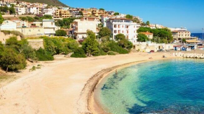 Coppia di turisti positivi al Covid a Dorgali, tutti negativi i tamponi eseguiti sui loro contatti