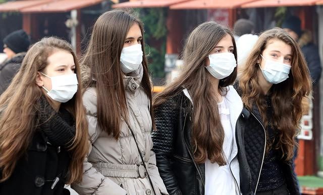 A Macomer nuova stretta contro il Coronavirus: mascherine obbligatorie 24 ore su 24