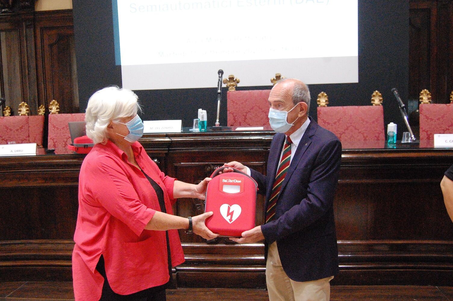 Otto nuovi defibrillatori all’Università di Cagliari: donati da due Rotary Club