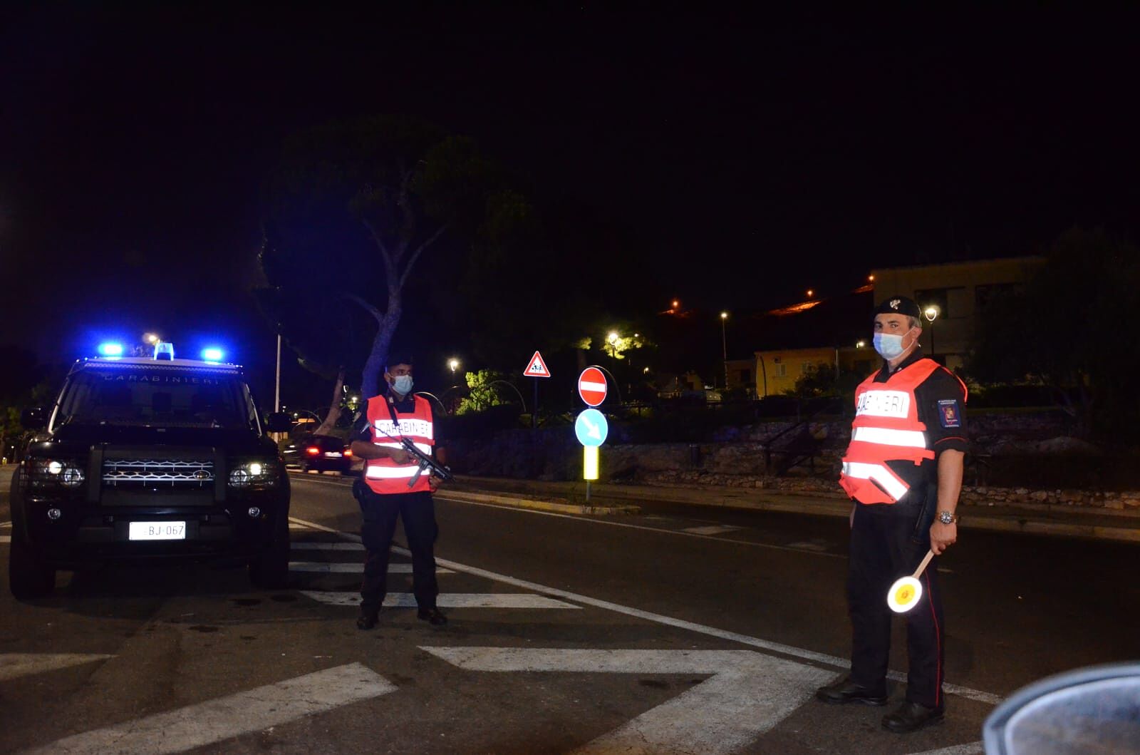 Sinnai, in auto con marijuana e un grosso martello: giovane nei guai