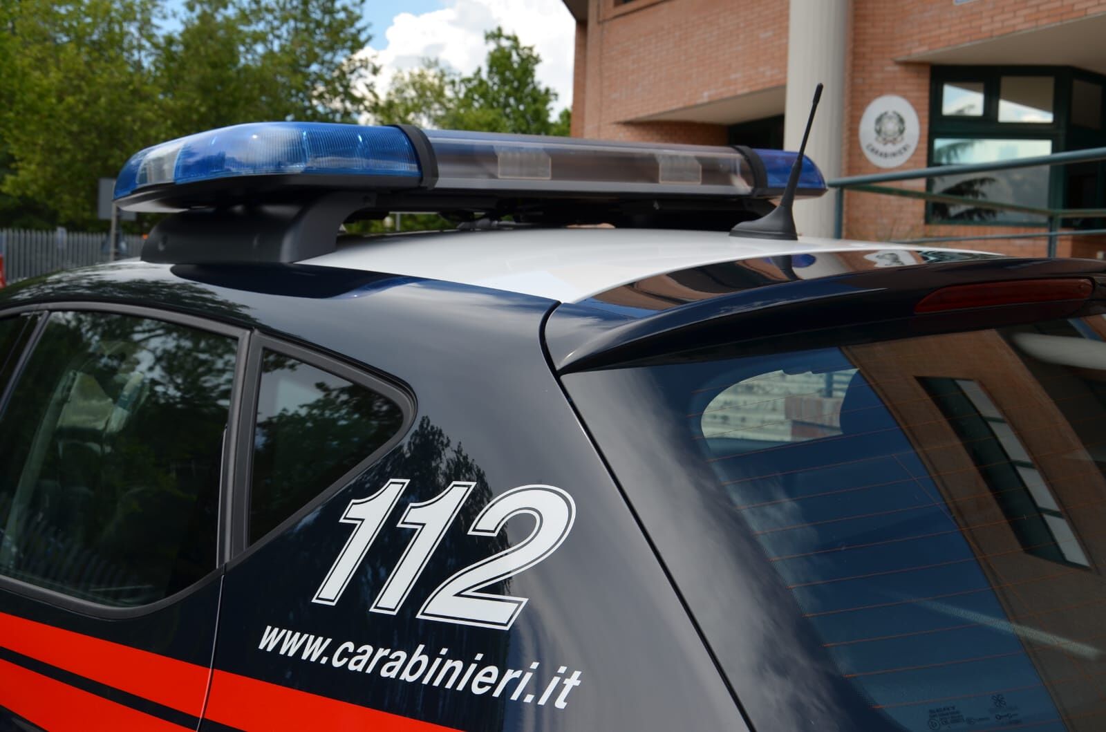 Truffa online dei pezzi di ricambio Mercedes: la vittima è un imprenditore di Quartu