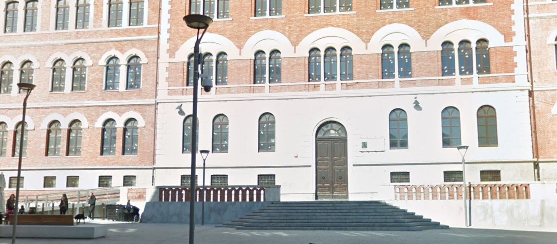 Coronavirus a Cagliari, quarantena e tamponi per un’intera classe del Riva