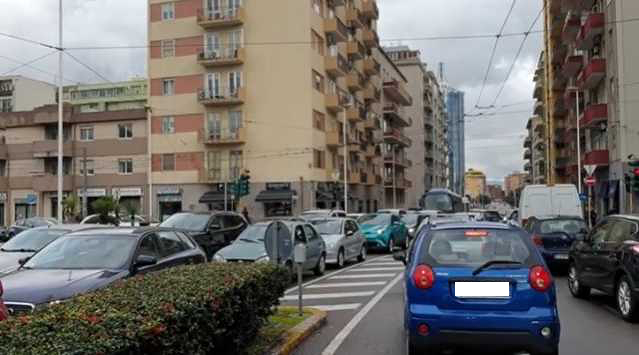 Cagliari, l’ex assessore di Floris: “Traffico bloccato per colpa delle piste ciclabili”