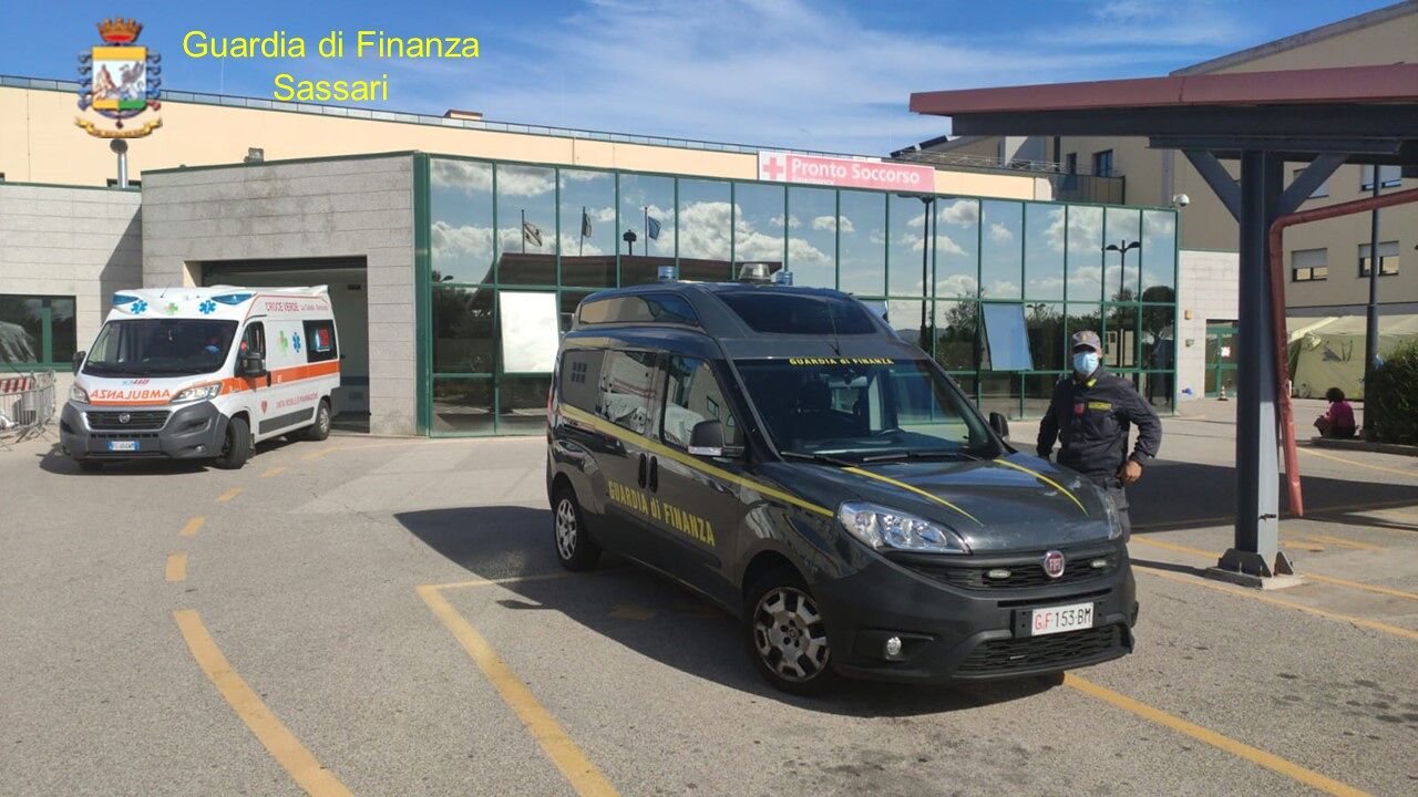 Aveva 5 ovuli nello stomaco: arrestato a Olbia un corriere della droga nigeriano