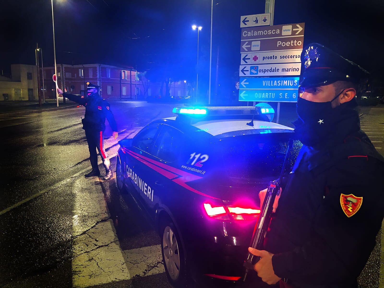 In giro durante il coprifuoco e senza mascherina: 18 sanzioni in una serata nel Cagliaritano
